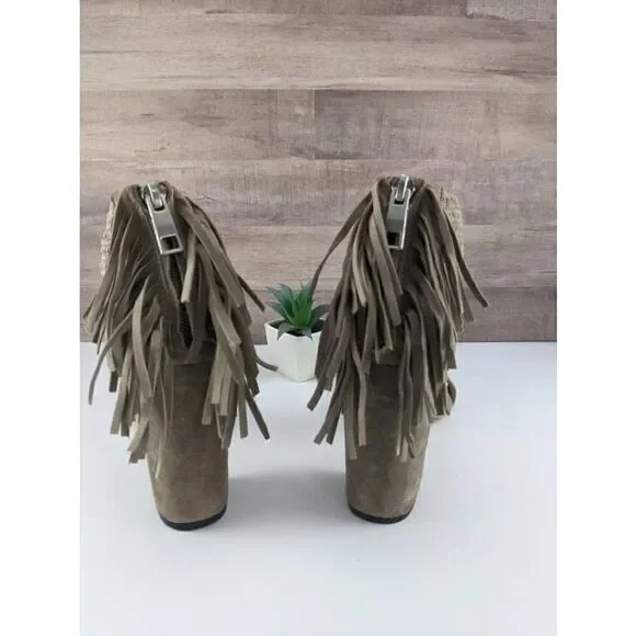 BCBGeneration Fringe Heels - Picture 6 of 16